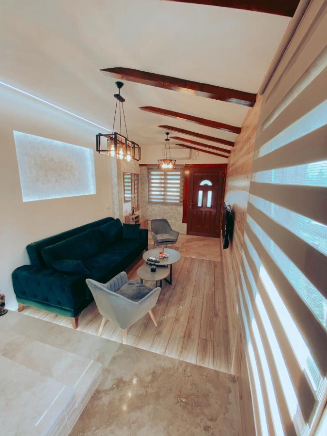 Montenegro Piva Consists Of Two Units Lux And Part Of The House Плужине
